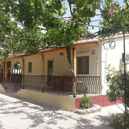 Dimitraki Apartment